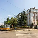 Exclusive Top Central Studio